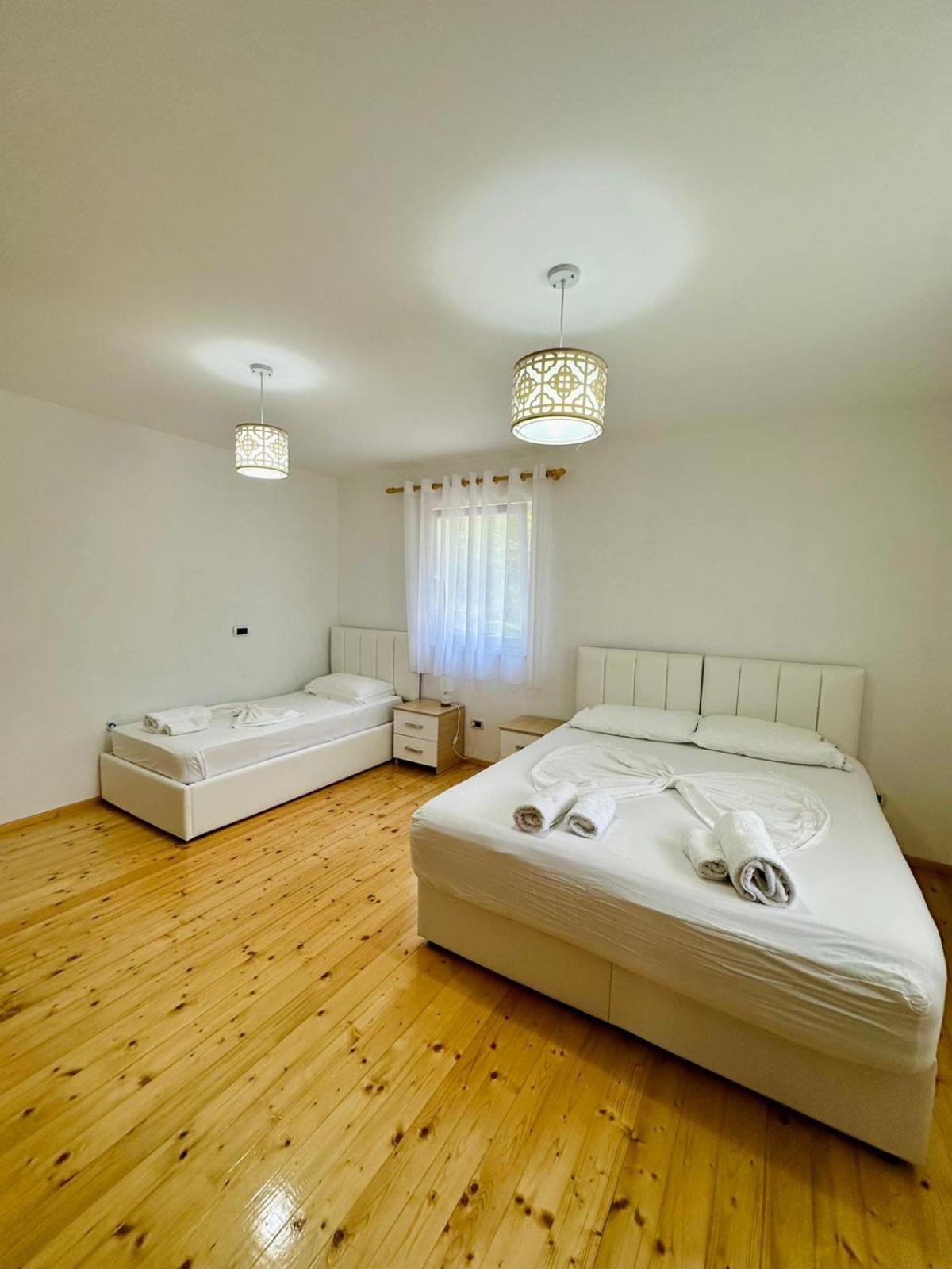 Mountain Oasis Hotel Valbone Bagian luar foto